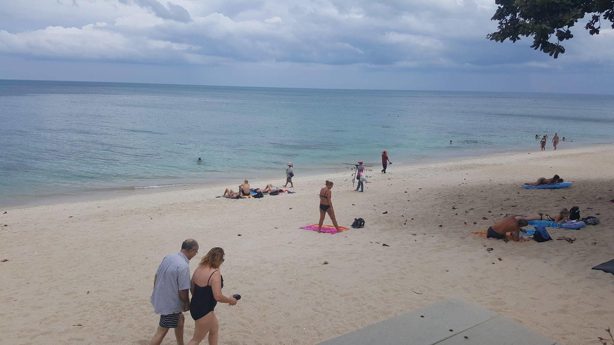 Amity Beach Resort Maret Eksteriør billede