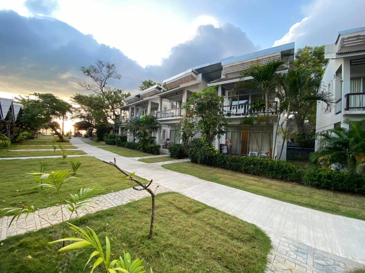 Amity Beach Resort Maret Eksteriør billede